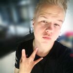 Roniwest_ - kik username