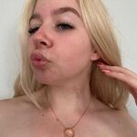 Emily B - kik username