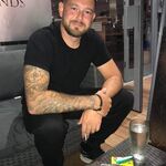 Mickeylove987  - kik username