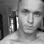 Itz-oskarr - instagram username