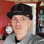 battin812 - kik username