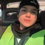 Theoneslur - kik username