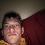 Bradyam4 - kik username