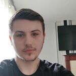 Chris95ovo - kik username