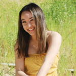 Weirdlassie19 - kik username