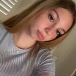 Sophj - kik username