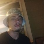 Dakkota Gugins - kik username