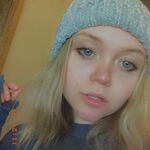 Elysabeth102 - snapchat username