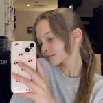 Ellie - kik username