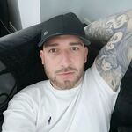 Itsmejamie123 - kik username