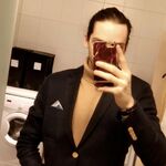 Girls Hmu on snap or kik - kik username