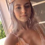 Sarah Adams - twitter username