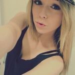 Amelia24 - kik username