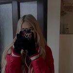 Evelyn - kik username