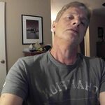 bzoid - kik username