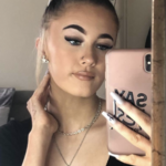 Beckythompson77 - snapchat username