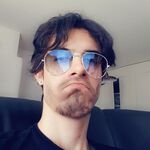 Elyou96 - kik username