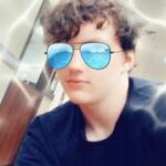 DavidLikes2Sing - kik username