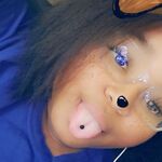 Yazzy - kik username